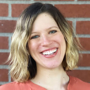 Meet your Posher, Stefanie